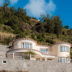Sunnyside Villa